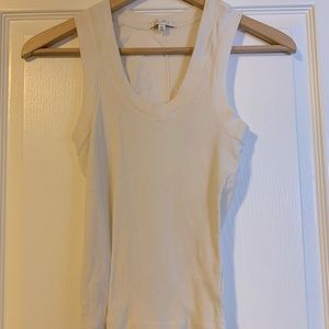 Z-supply white ribbed tank